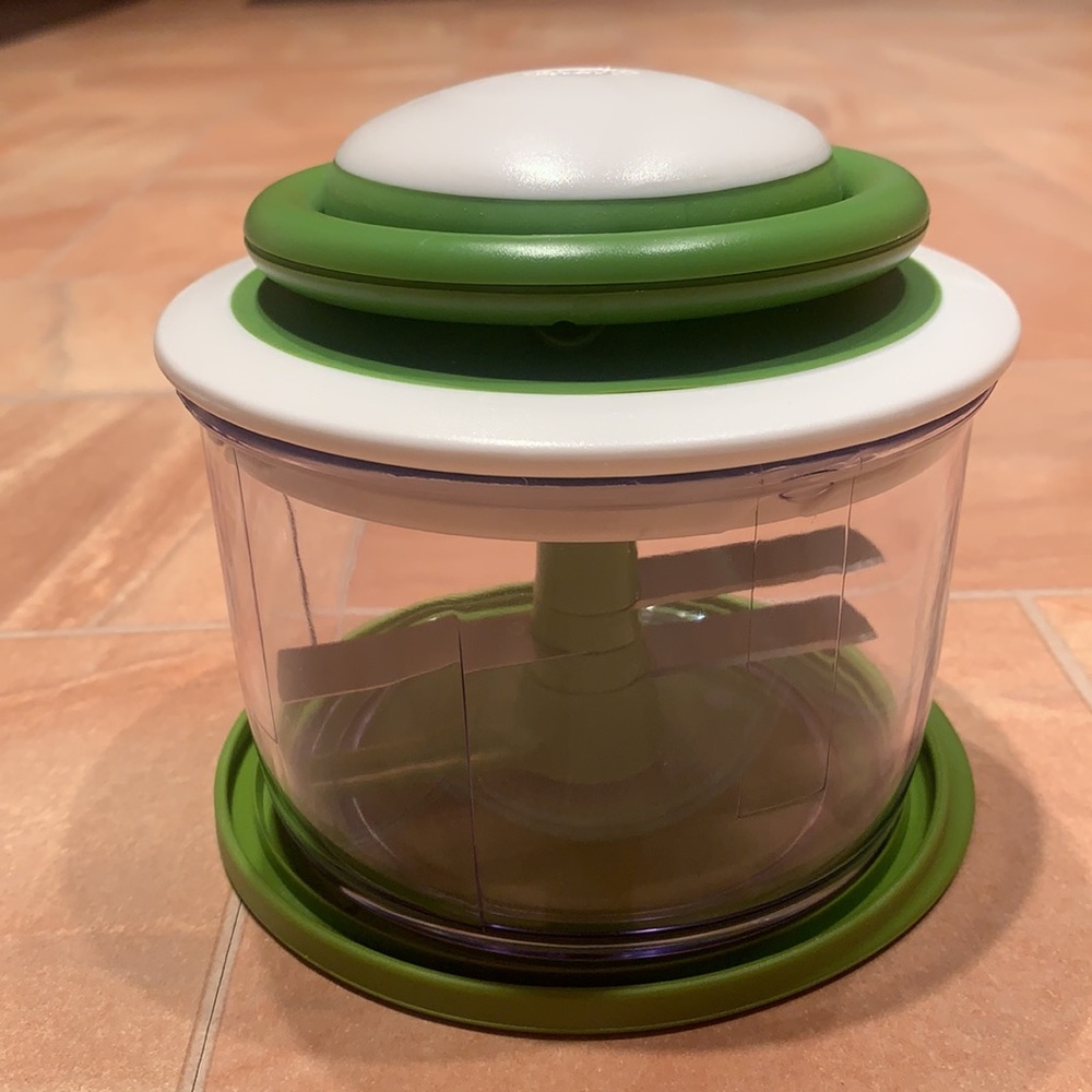 Chef’n Green & White Veggie Chop Hand Powered Food Chopper